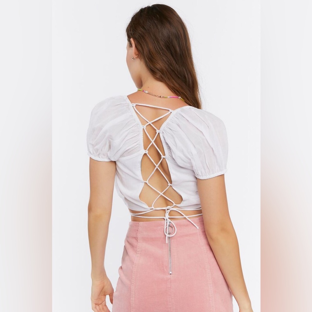 Puffy sleeve lace-up back cropped shirt